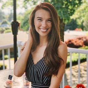 Meet your Posher, Molly